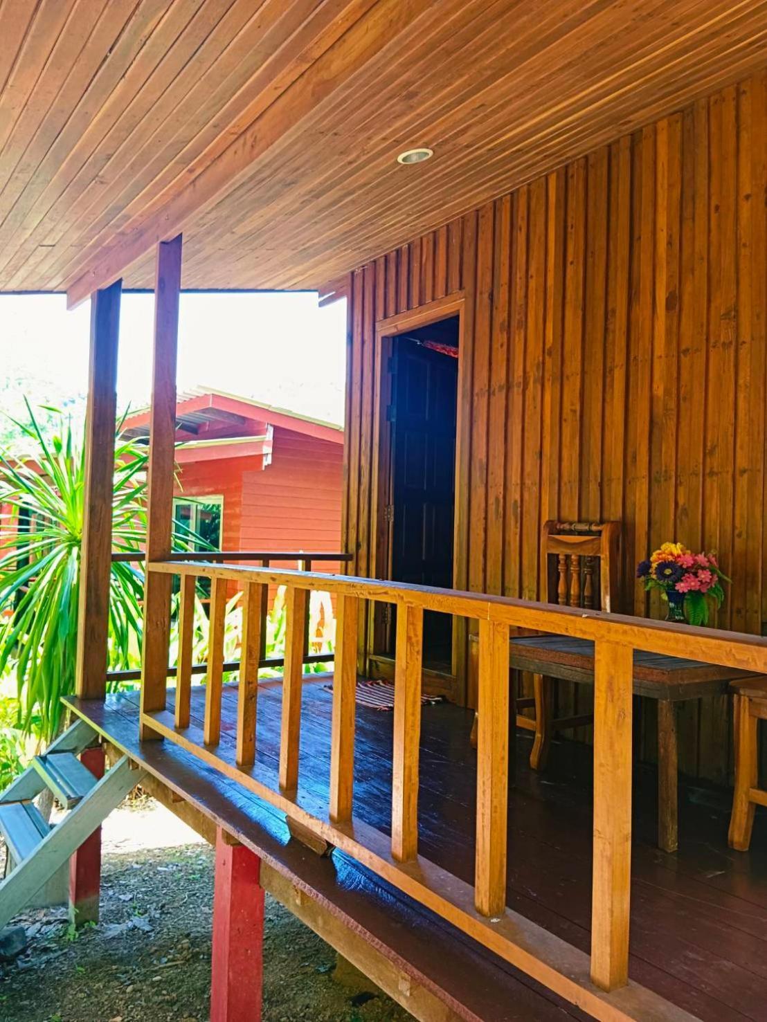 Lanta Maikeaw Bungalow Koh Lanta Exterior photo
